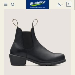 Blundstone Women’s Heeled Chelsea Boot